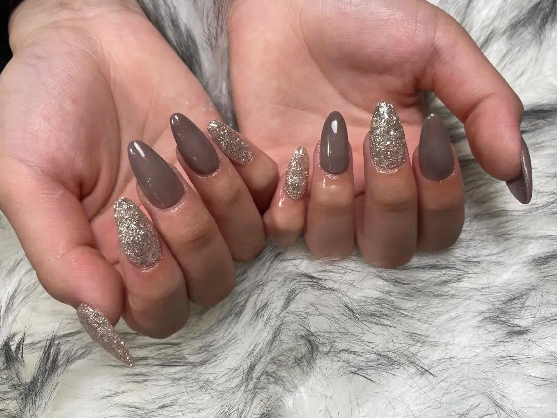 ネイル ハンドネイル Whity kiriのネイルデザイン