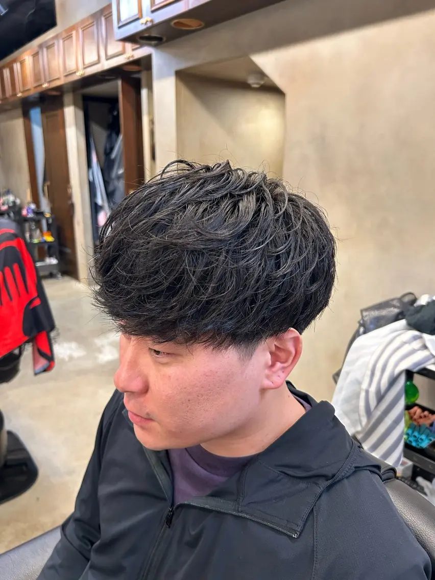 ショート メンズ マッシュ くせ毛 ショートヘア トミモト アユムのヘアスタイル
