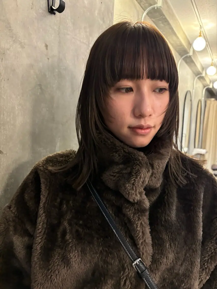 ミディアム カラー ブラウンカラー 透明感カラー ハイライトカラー ハイライト 松崎 めいのヘアスタイル