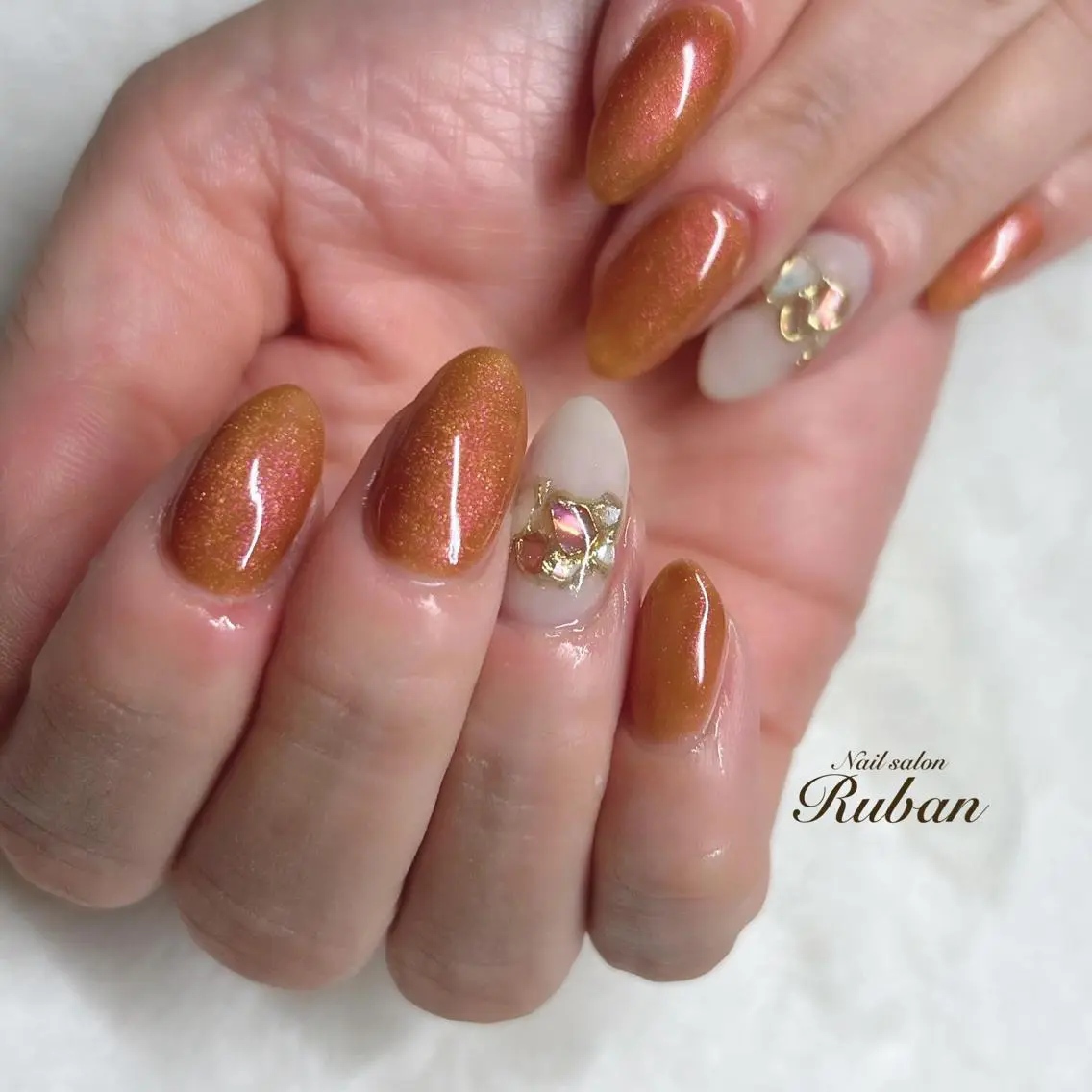 ネイル マグネットネイル ミラーネイル Nail salon Rubanのネイルデザイン