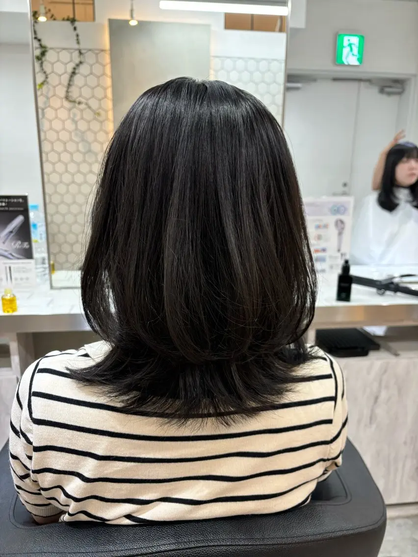 ミディアム カラー Viot 銀座 樋口 桃佳のヘアスタイル