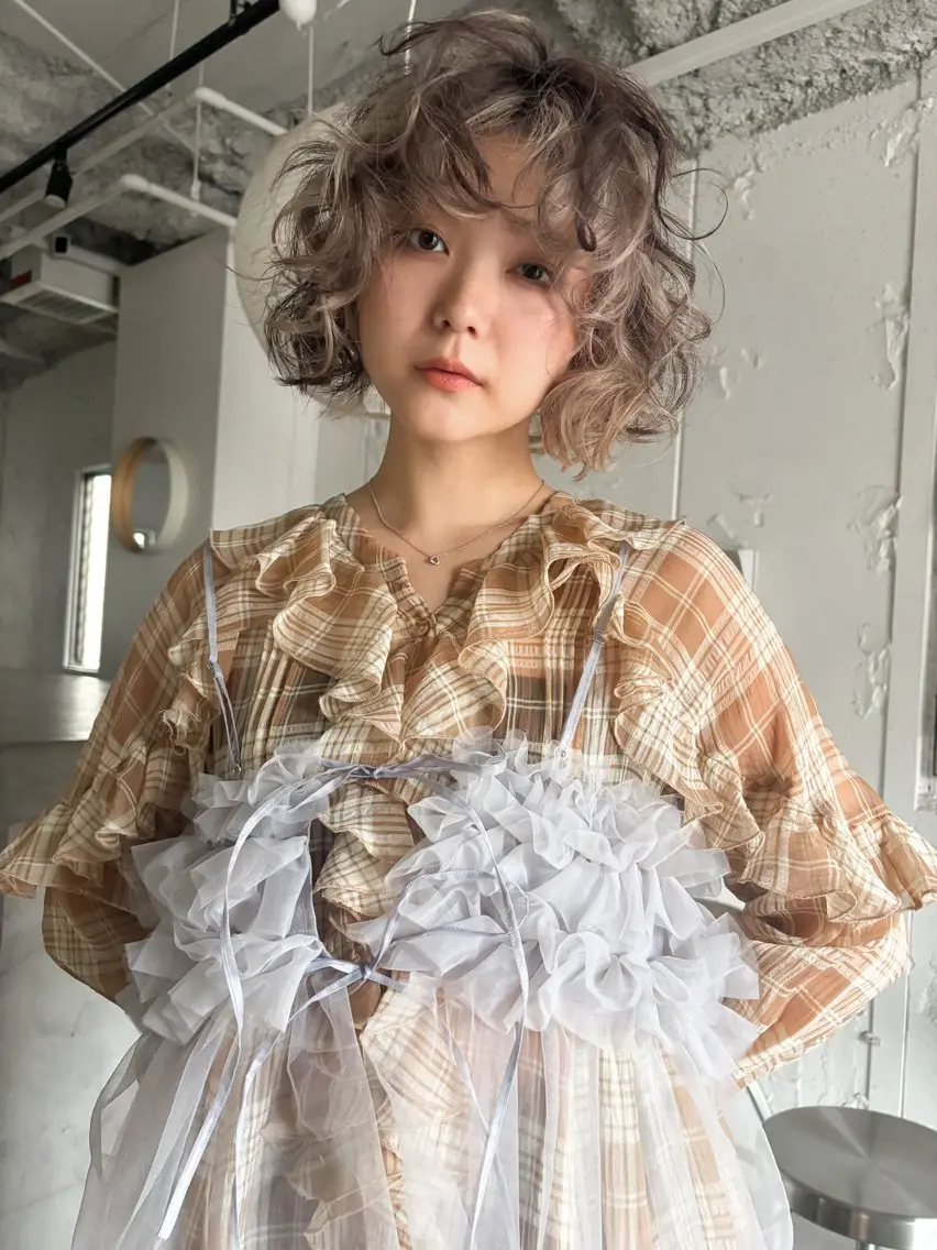 ショート カラー デザインカラー ボブ カット ヘアカラー トリートメント 村上雅人 ナチュラルモードのヘアスタイル