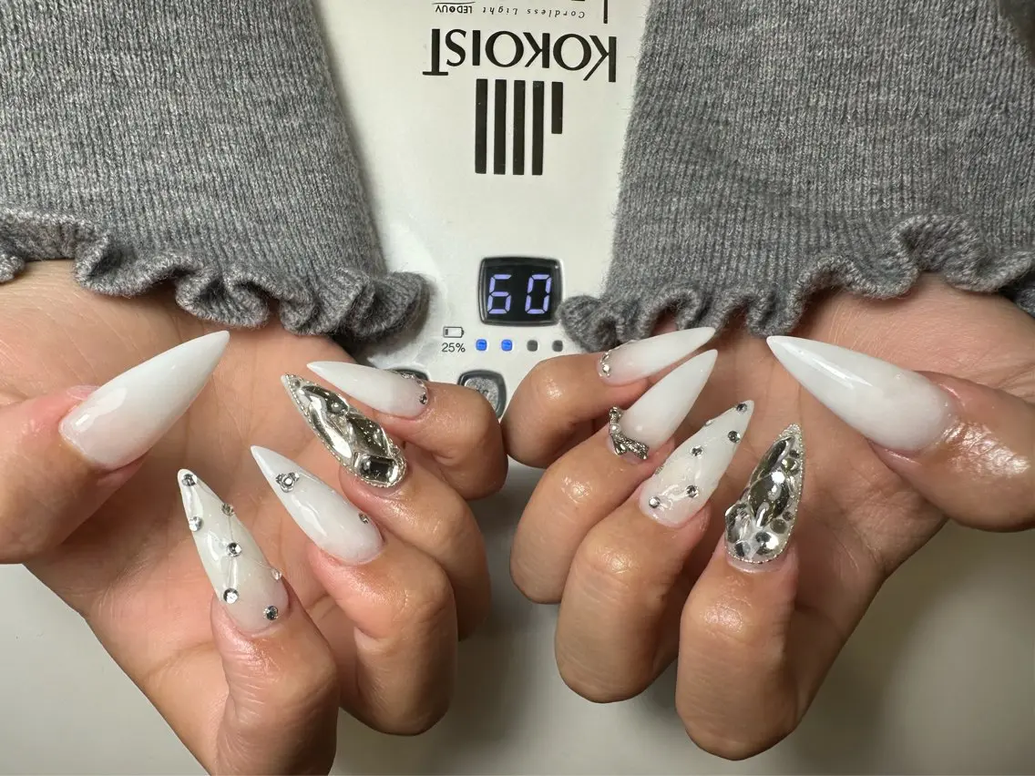 ネイル ハンドネイル ハンドケア LYYM Salon Miraのネイルデザイン