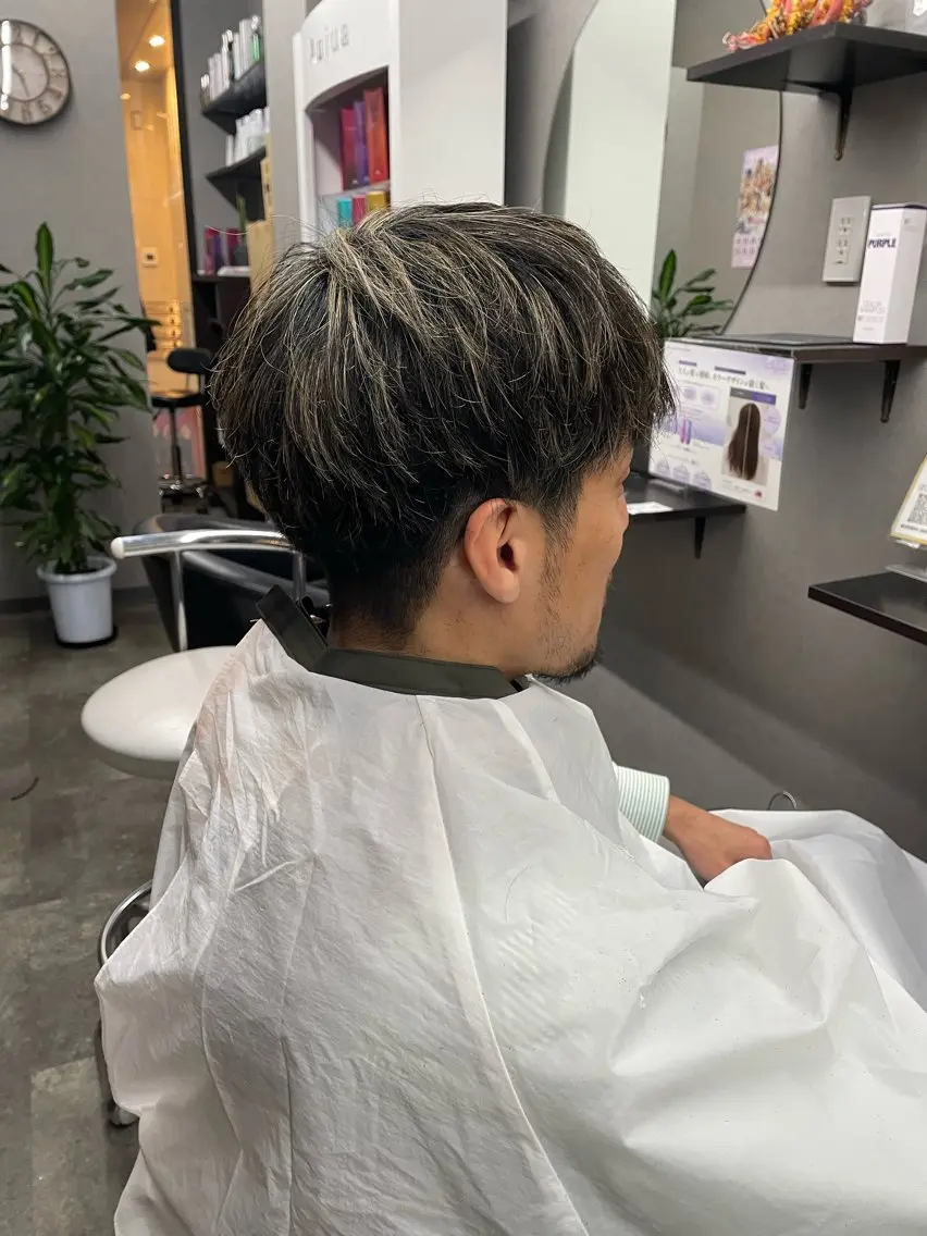 カラー メンズ メンズハイライト メンズメッシュ 刈り上げ ハイライトカラー メッシュ カット ヘアカラー ヘアセット 🌹ミラクル美容師 🌹くっぽのヘアスタイル