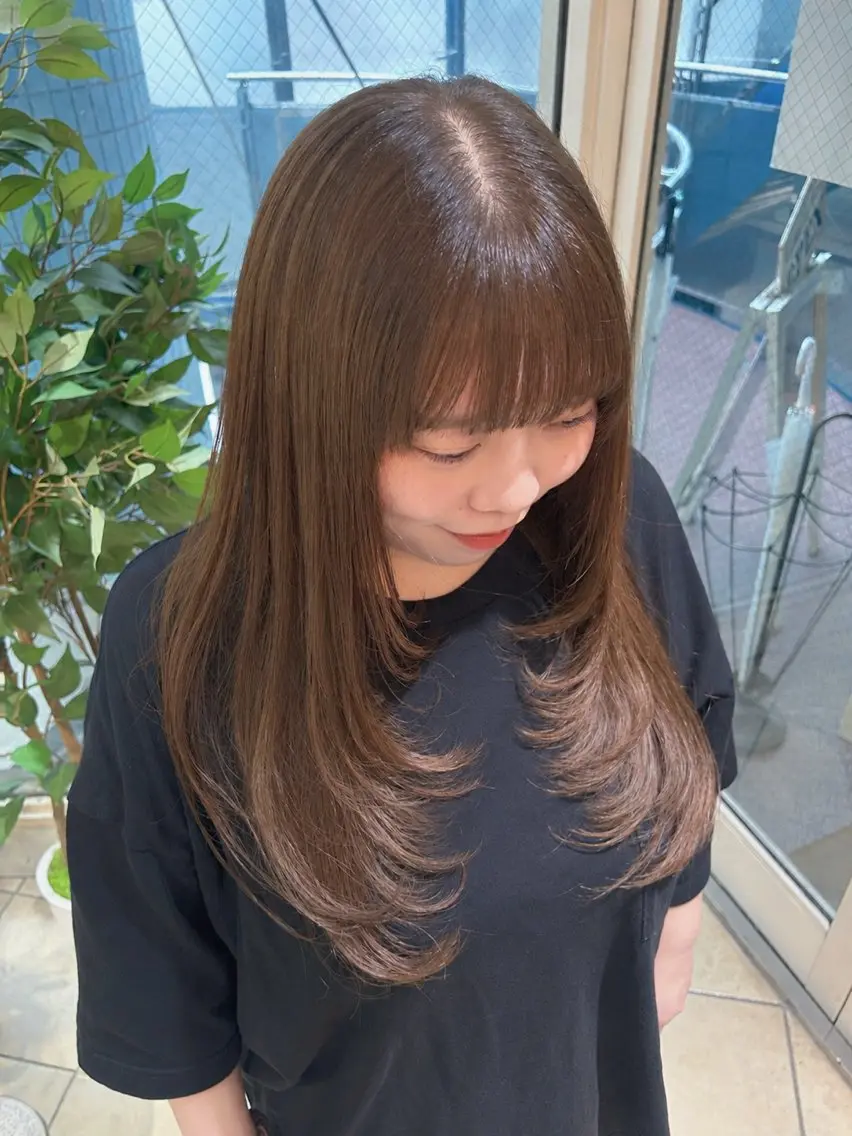 ロング 顔まわりレイヤー 顔周りカット レイヤーカット カット ヘアカラー momoha 『モテヘア🍓』のヘアスタイル