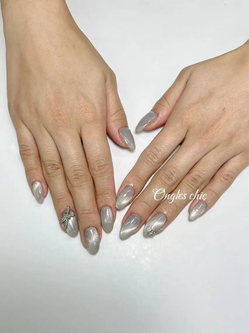 ネイル ハンドネイル ongles chicのネイルデザイン