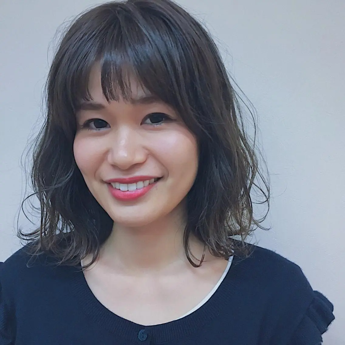 ミディアム カラー 透明感カラー グレージュ イルミナカラー ボブ レイヤーカット カット ヘアカラー 山中 直輝のヘアスタイル