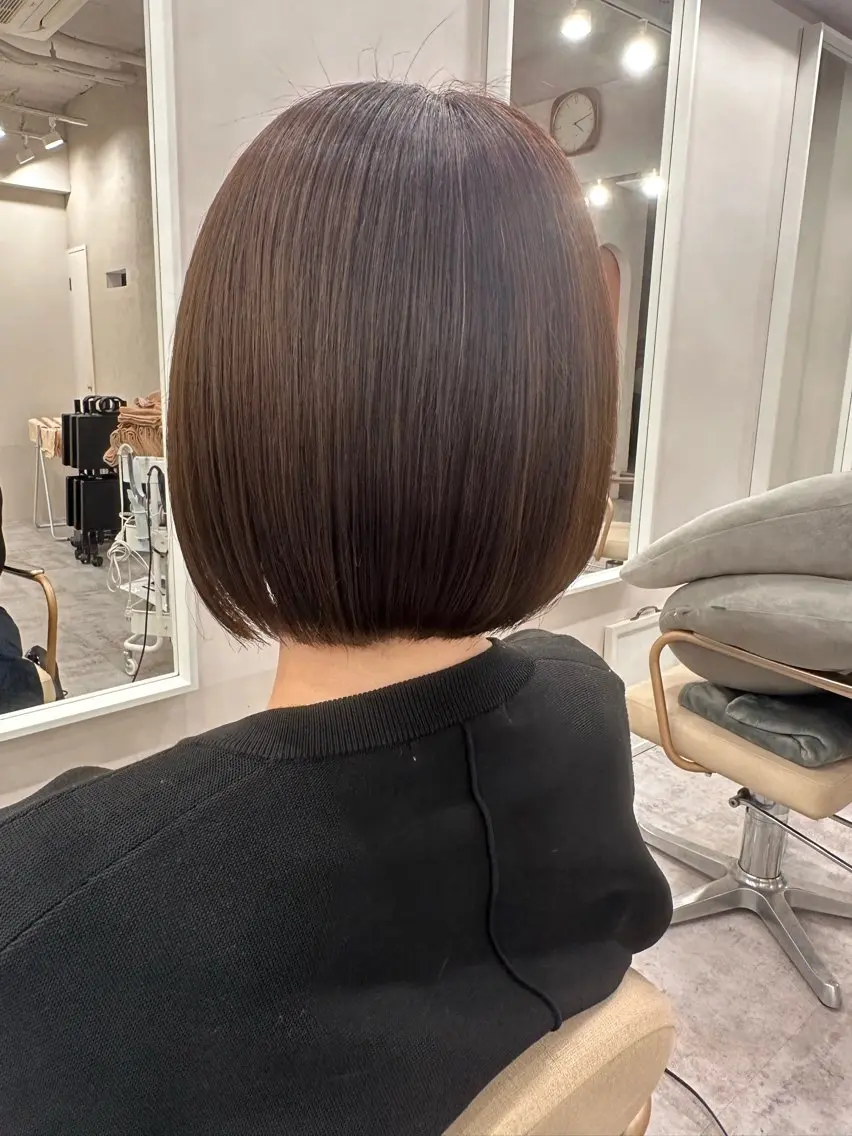 ミディアム ボブ カット ボブ、レイヤー、 ハイトーン、古淵のヘアスタイル