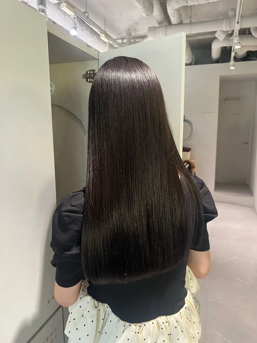 ロング カラー カット ヘアカラー トリートメント 透明感カラー/ レイヤー/折戸結菜のヘアスタイル