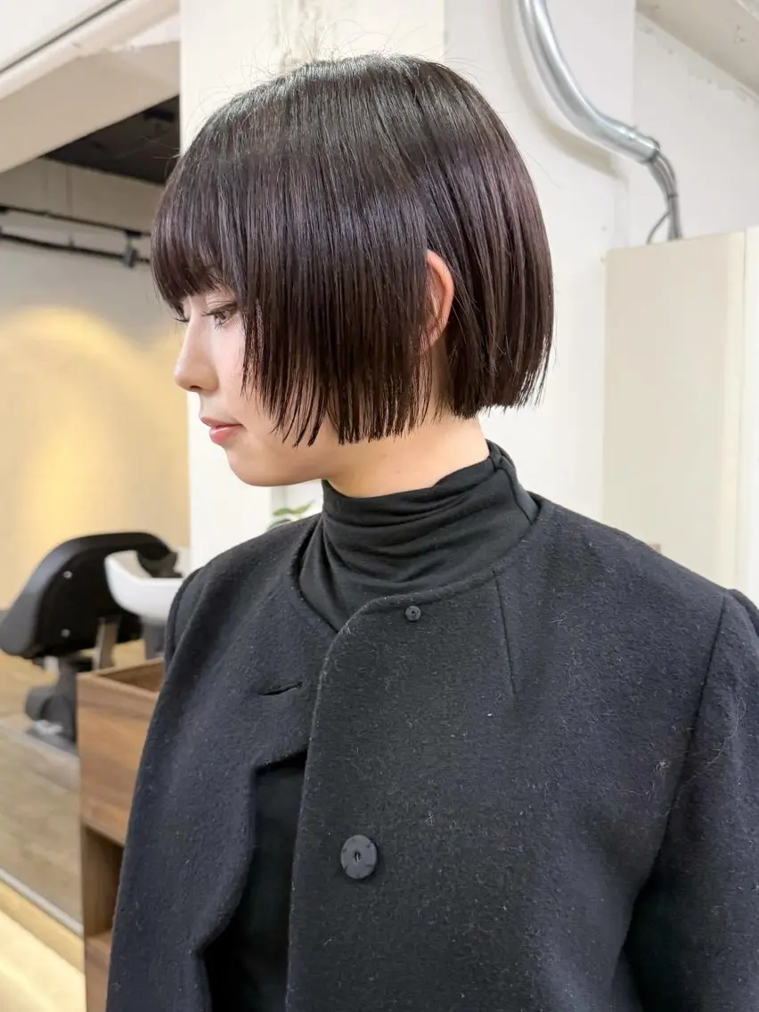 ショート カラー カット ヘアカラー トリートメント ‎♡アヤメ/レイヤー ボブ♡渋谷のヘアスタイル
