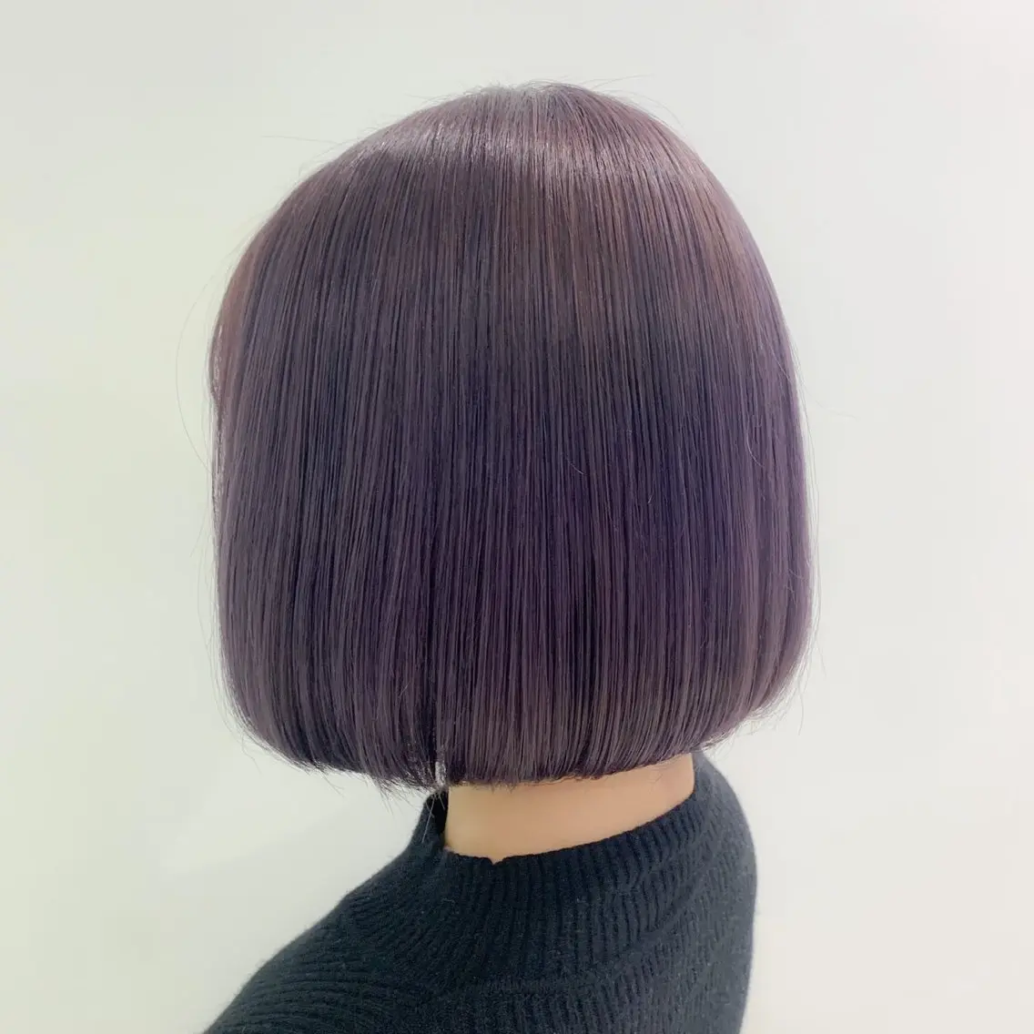 ショート カラー Over hair_ misakiのヘアスタイル