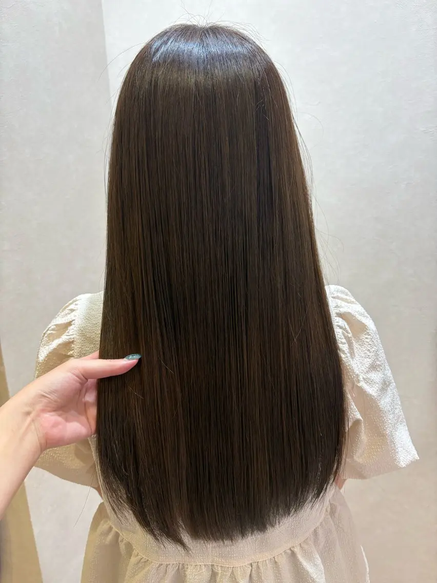ロング カラー ブラウンカラー オリーブブラウン トリートメント カット ヘアカラー り このヘアスタイル