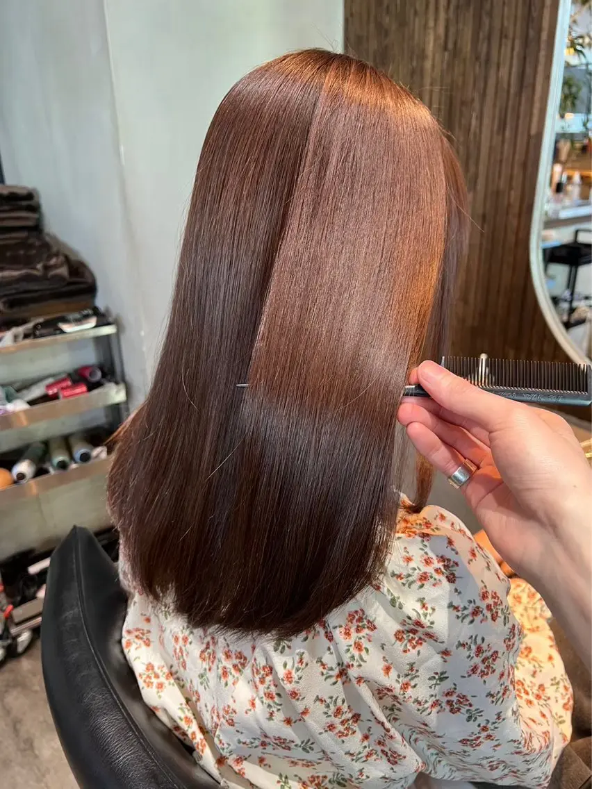 ロング カラー 艶髪レイヤー AZUSAのヘアスタイル