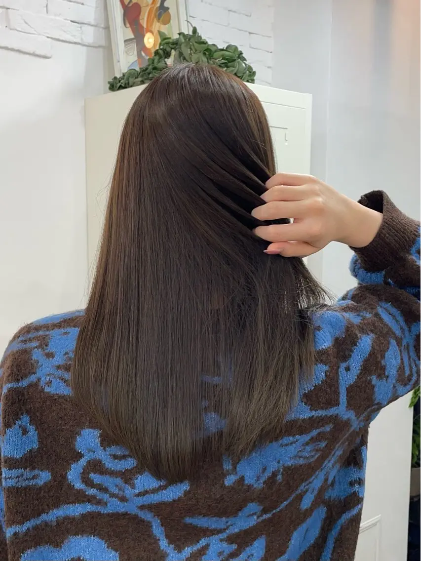 セミロング カラー ベージュカラー ブリーチ 透明感カラー ダブルカラー ブリーチなしカラー カット ヘアカラー ✨髪質改善✨原宿 えのもと　はなのヘアスタイル