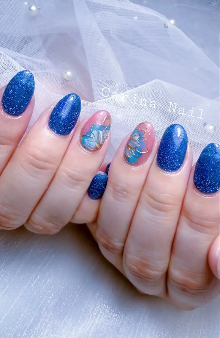 ネイル アートネイル ブルー フラワーネイル Carina Nailのネイルデザイン