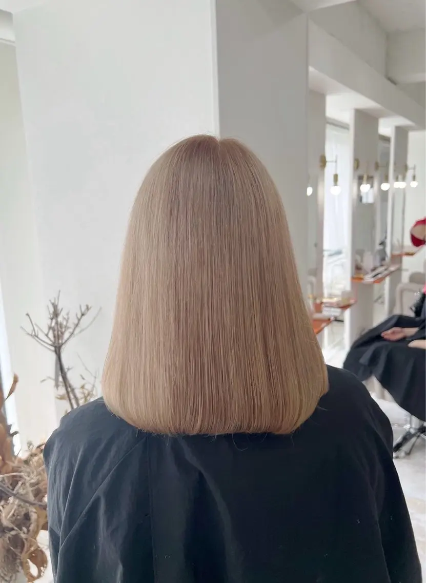 ミディアム カラー ベージュカラー ミルクティーベージュ 指名数No.1 /NAOYAのヘアスタイル
