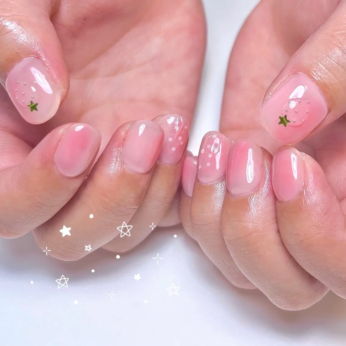 ネイル ハンドネイル いちごパフェ ゆいのネイルデザイン