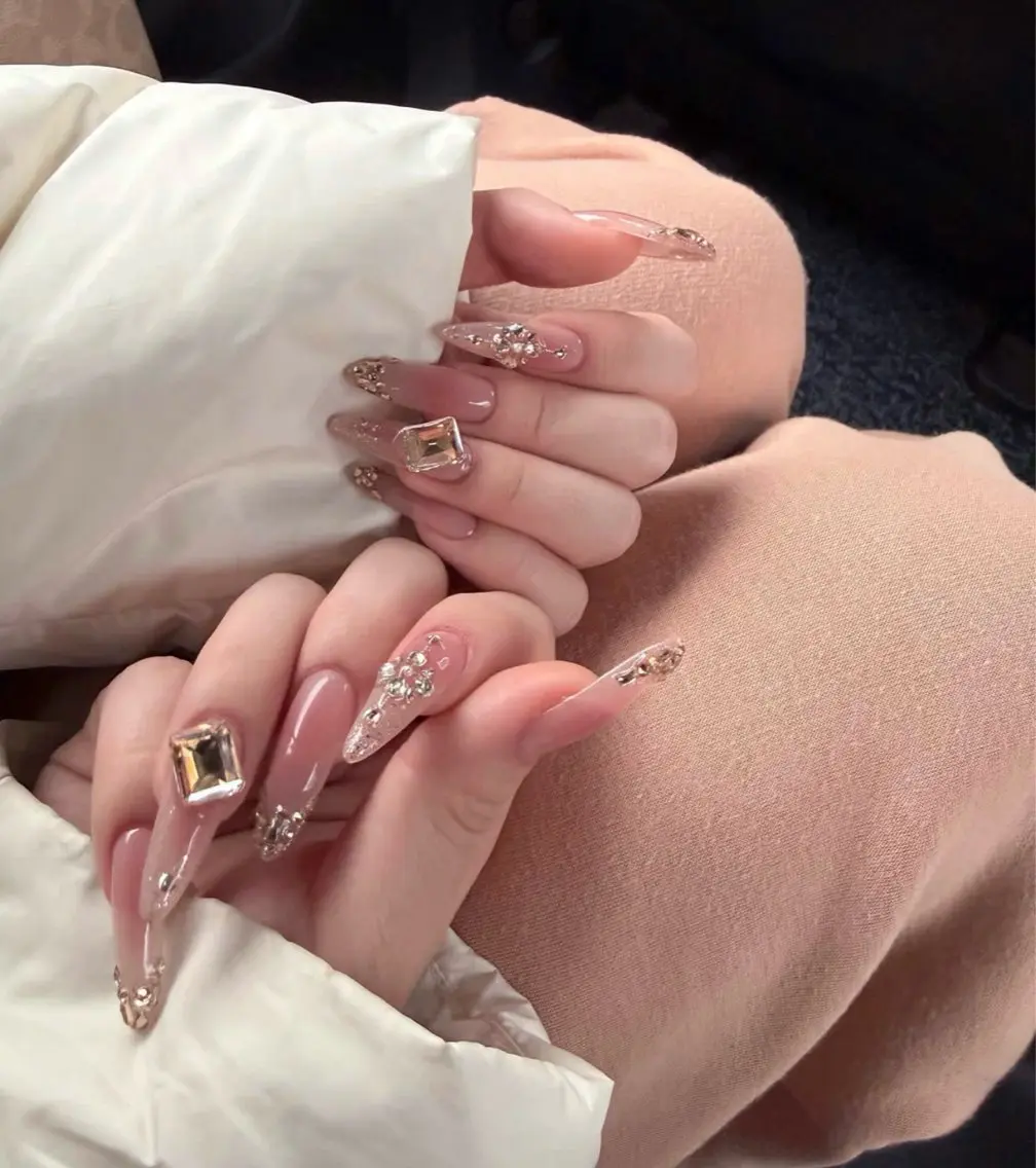 ネイル ハンドネイル U.mi Nail Salonのネイルデザイン