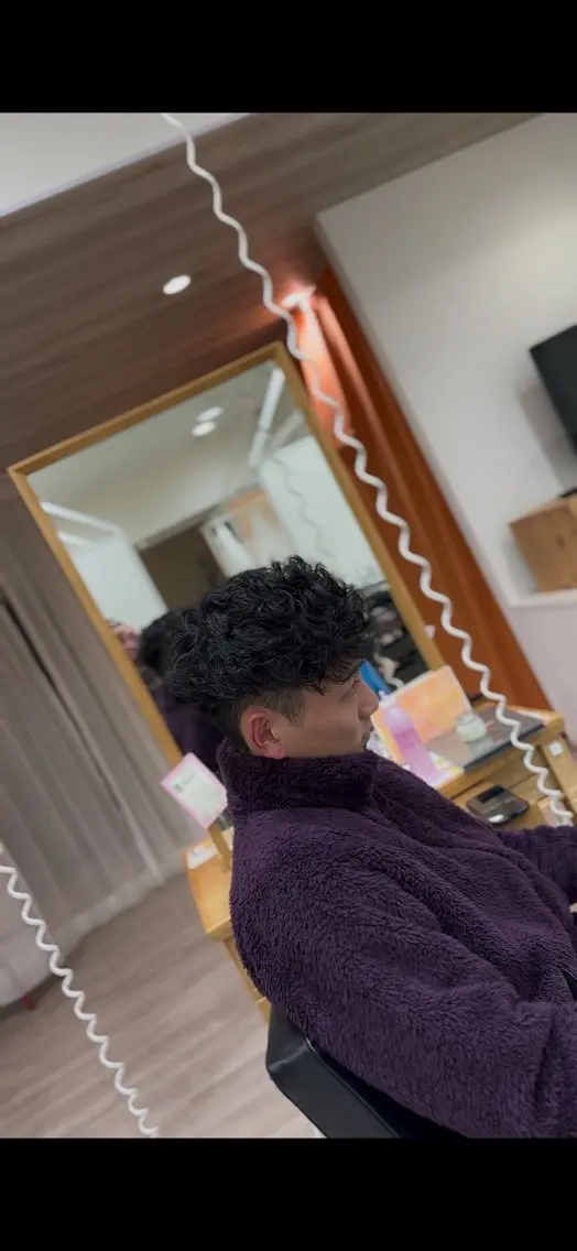 パーマ メンズ ツイスパ/フェード /辻諒哉のヘアスタイル