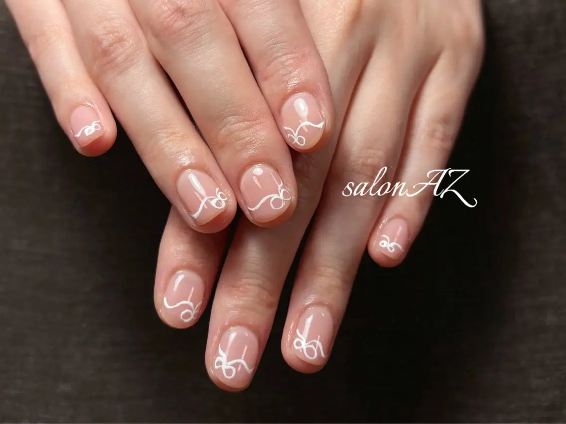 ネイル アートネイル 長さ出し フットネイル フレンチネイル ジェルネイル salon AZのネイルデザイン