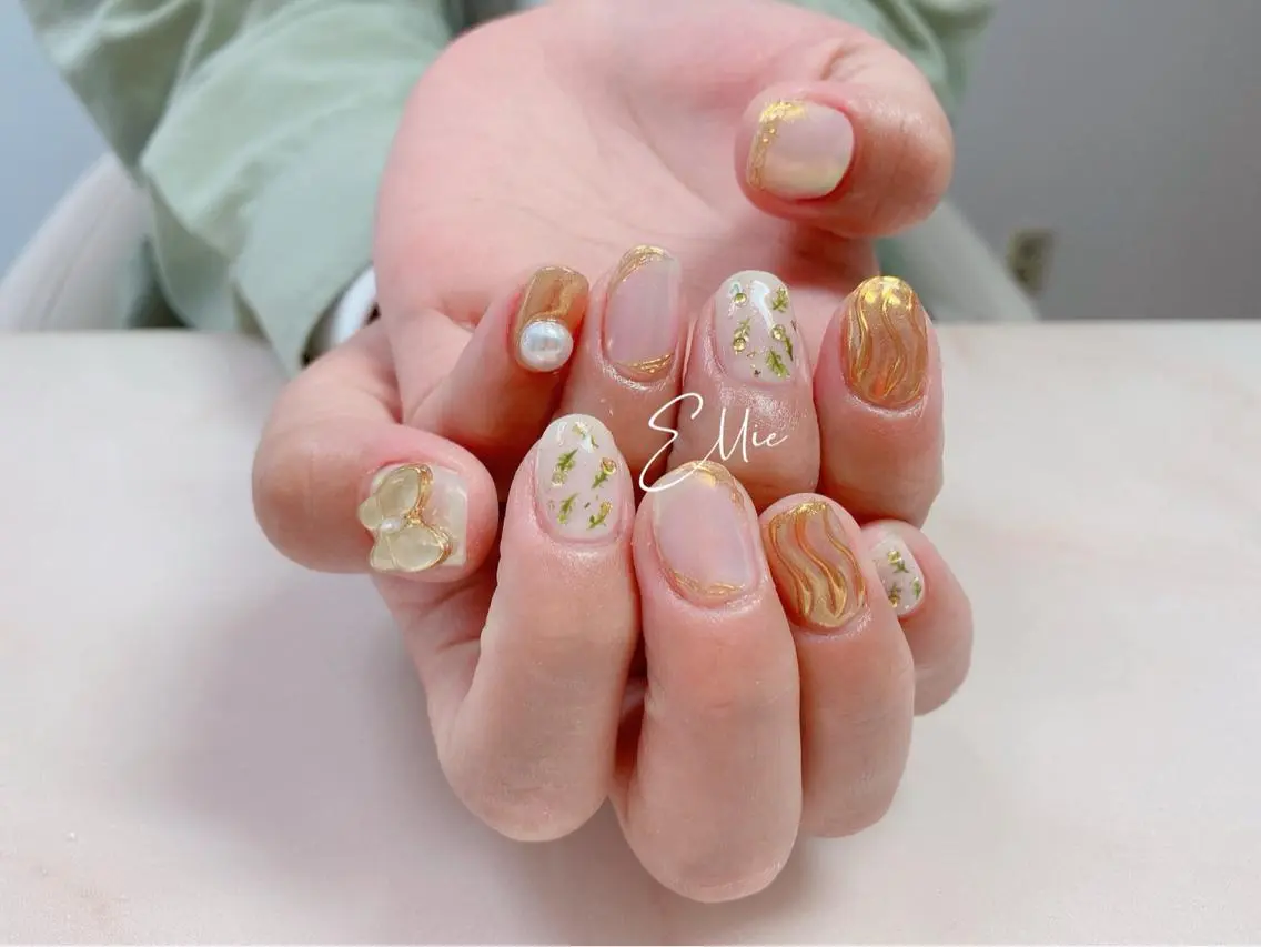 ネイル ハンドネイル ハンドケア 閨匠ビューティサロン 新橋店♡Ellieのネイルデザイン