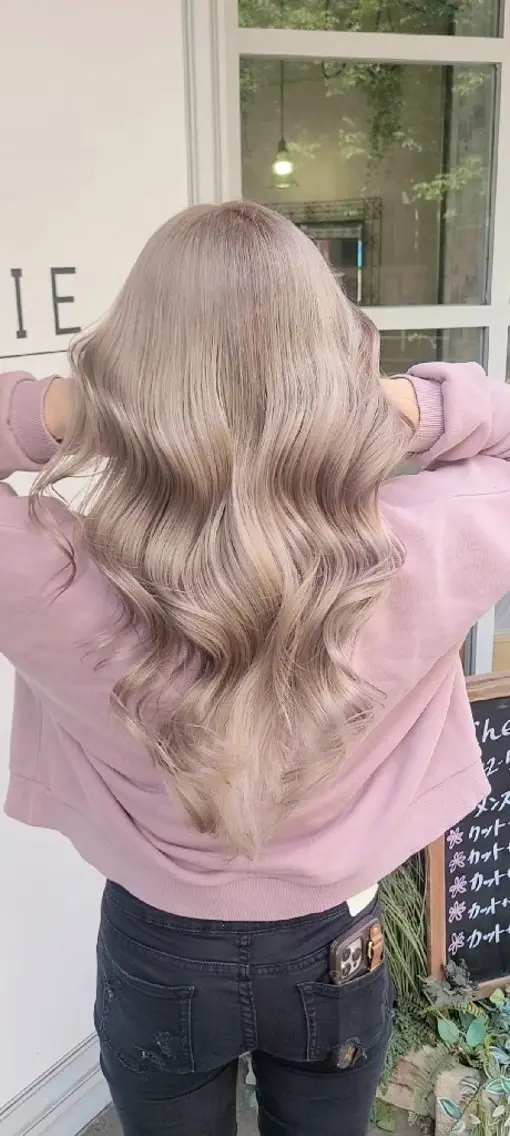 ロング ハイライト レイヤーカット ヘアカラー バレイヤージュ/ ハイライト/大内格のヘアスタイル