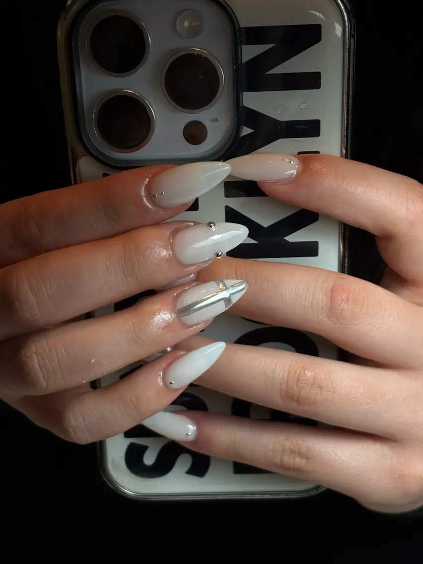 ネイル 長さ出し ロングネイル スカルプネイル スーパーロングネイル ハンドネイル Sully Nail  Labのネイルデザイン
