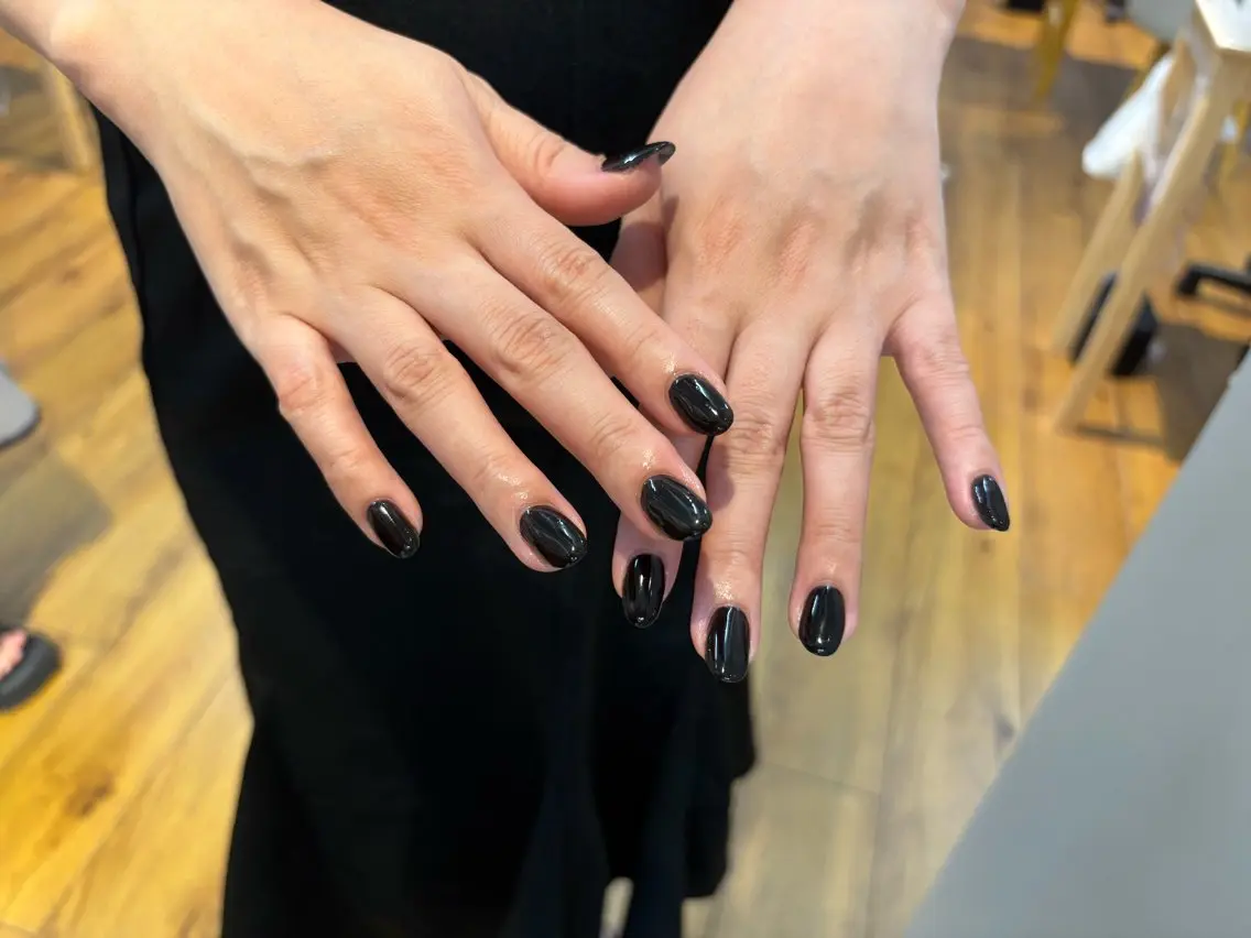 ネイル Rina_ TRIOSのネイルデザイン