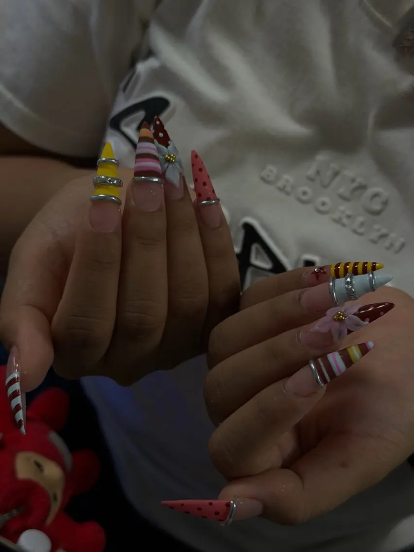 ネイル ハンドネイル Rinaky Amee Nailのネイルデザイン