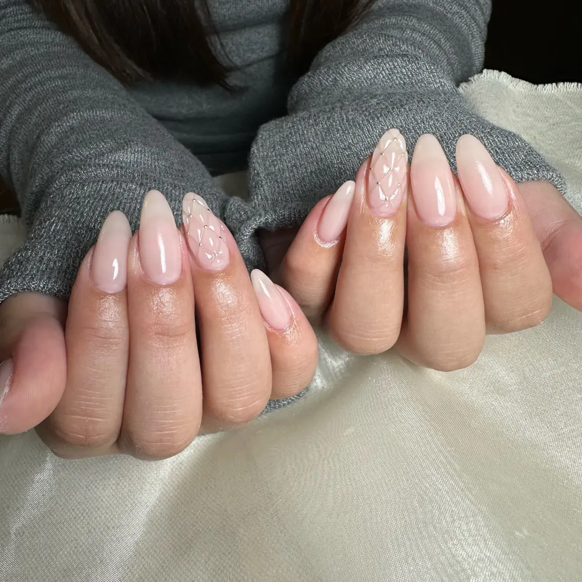 ネイル 里見 麗のネイルデザイン