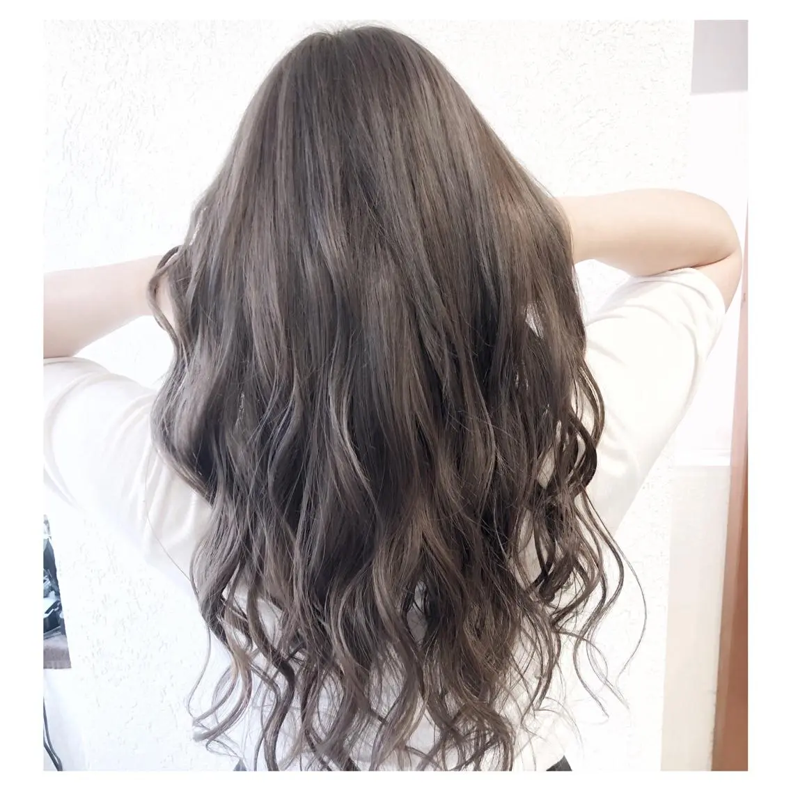 カラー グレージュ ラベンダーカラー ラベンダーグレージュ ラベンダーグレー biscohair 髪にドラマを。のヘアスタイル