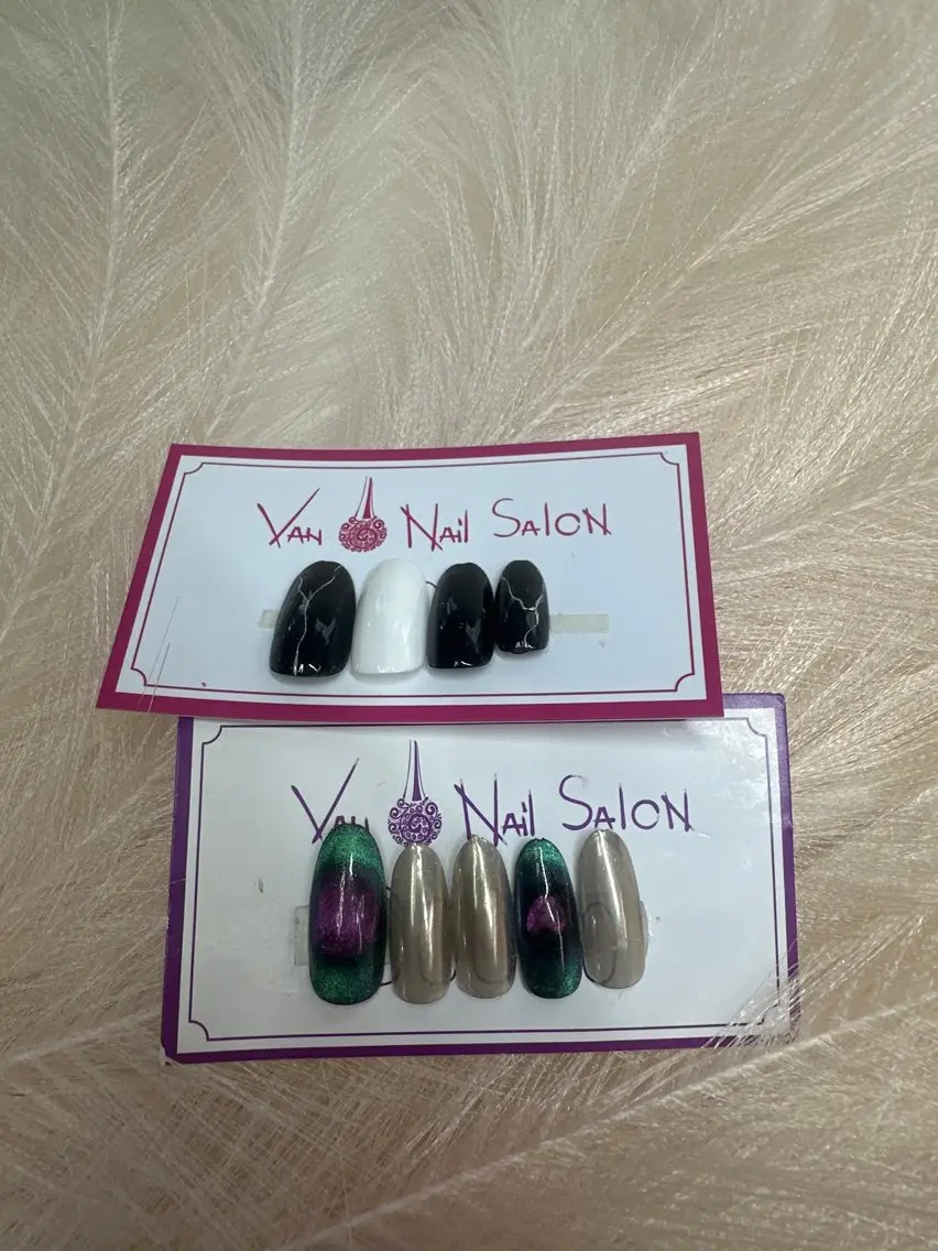 ネイル VANNAIL 海老名店のネイルデザイン