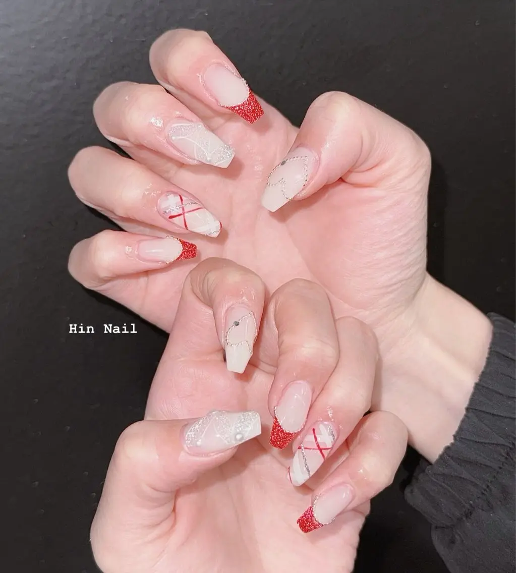 ネイル ハンドネイル HIN NAILのネイルデザイン