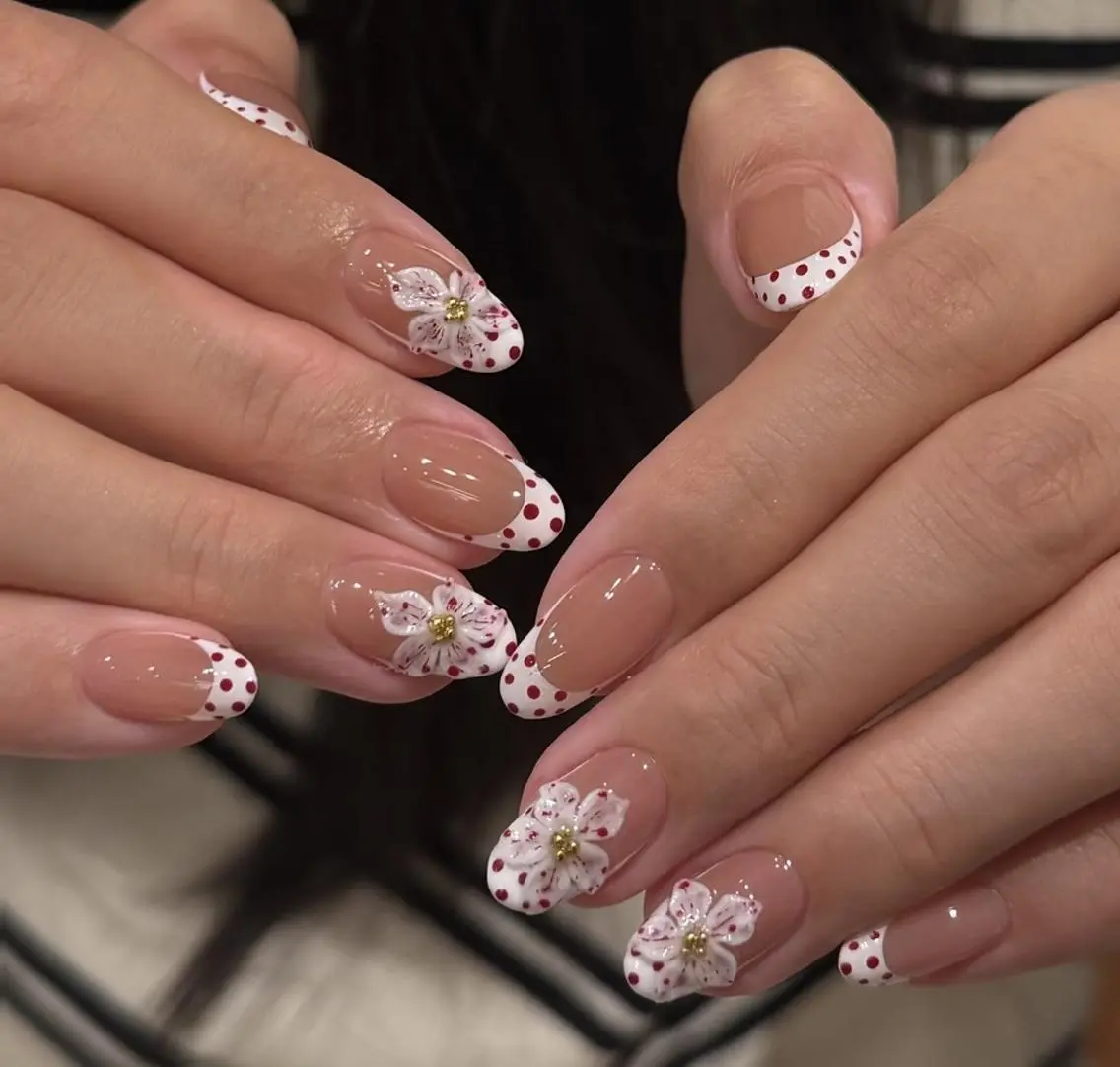 ネイル ハンドネイル she’s nailのネイルデザイン