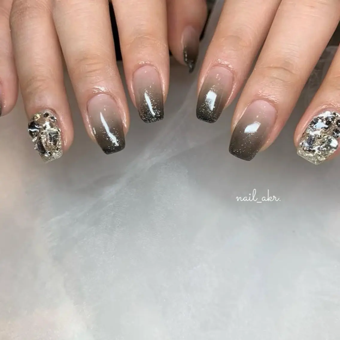 ネイル グラデーション nailAVANCE akariのネイルデザイン