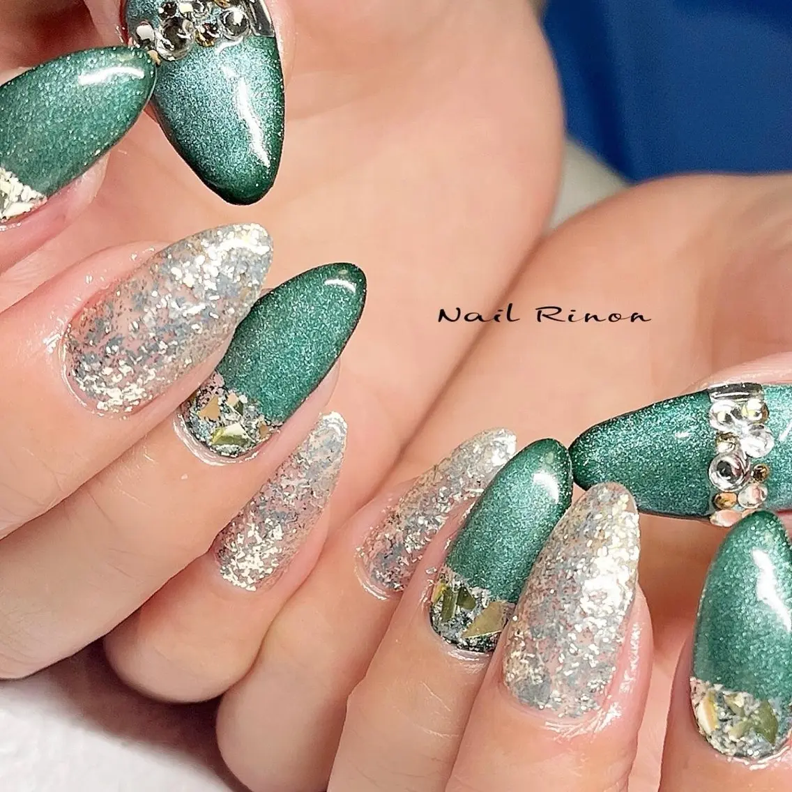 ネイル マグネットネイル ハンドネイル Nail Rinonのネイルデザイン