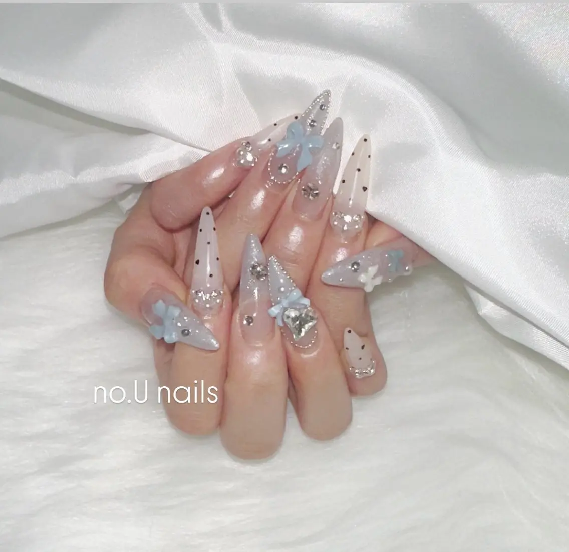 ネイル ドット フラッシュネイル ハート 韓国ネイル ラメ(グリッター) ハンドネイル no.U nailsのネイルデザイン
