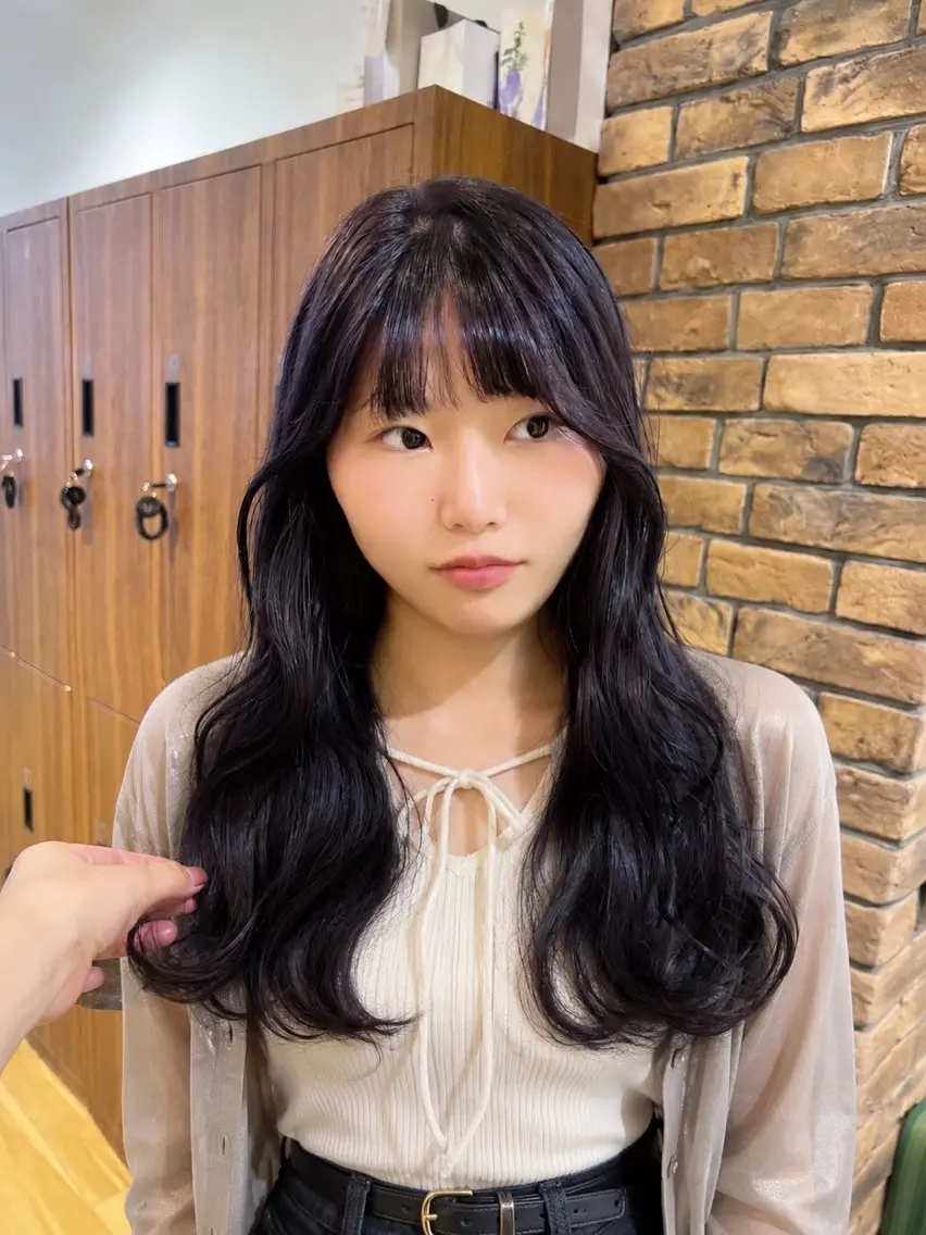 カラー 黒髪 ブラウンカラー 透明感カラー ラベンダーカラー NOA福島 RENA🌼のヘアスタイル