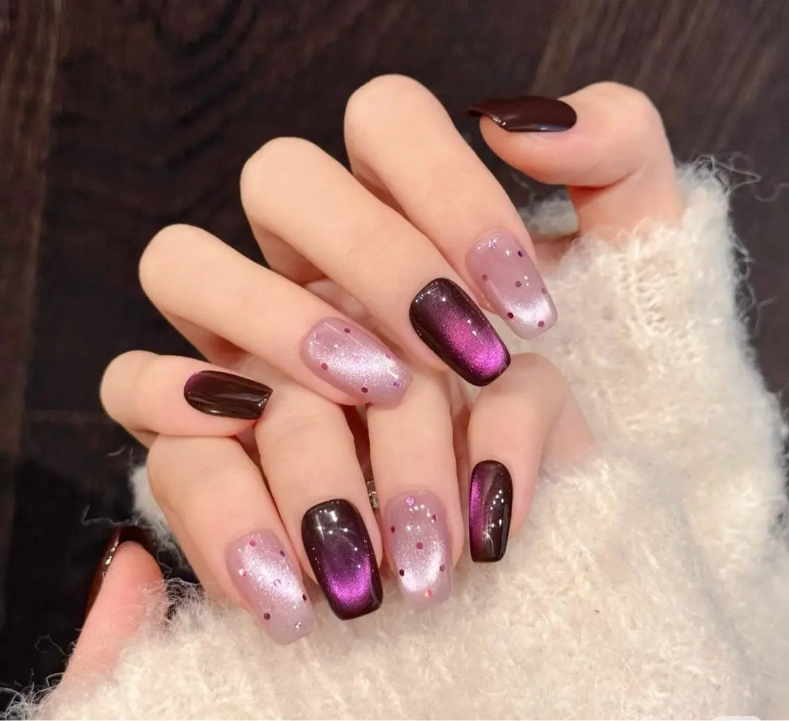ネイル フレンチネイル ラメ(グリッター) ラメグラデーション マグネットネイル 持ち込み Unicorn Nail原宿表参道のネイルデザイン