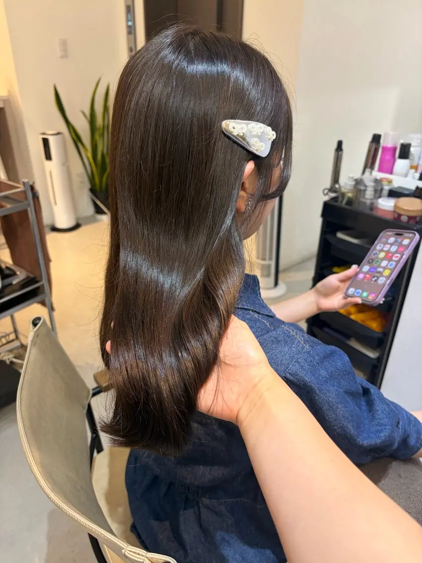 セミロング カット ヘアカラー トリートメント ✨色持ちの良い艶 カラー✨蟹江真世のヘアスタイル