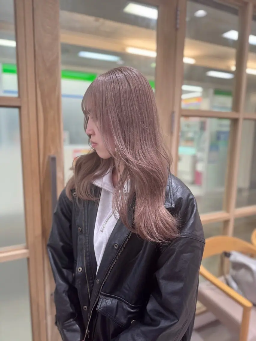セミロング カラー ヘアカラー 💛ブリーチカラー /ブリーチ縮毛💛のヘアスタイル