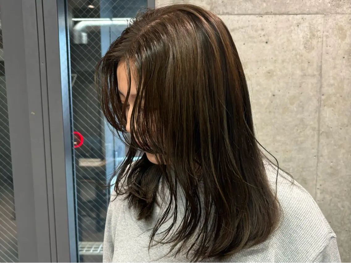 ミディアム PANOLA下北沢 中川夢菜のヘアスタイル