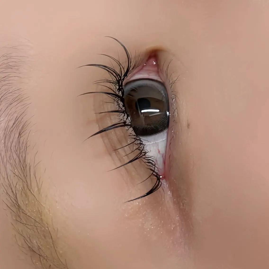 マツエク・マツパ EYE405 mioのマツエク・マツパデザイン