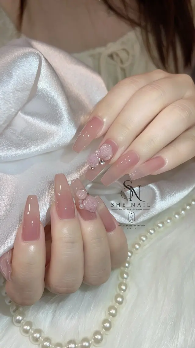 ネイル アートネイル ガーリー 韓国ネイル ロングネイル 持ち込み ハンドネイル 博多 SHE Nailのネイルデザイン