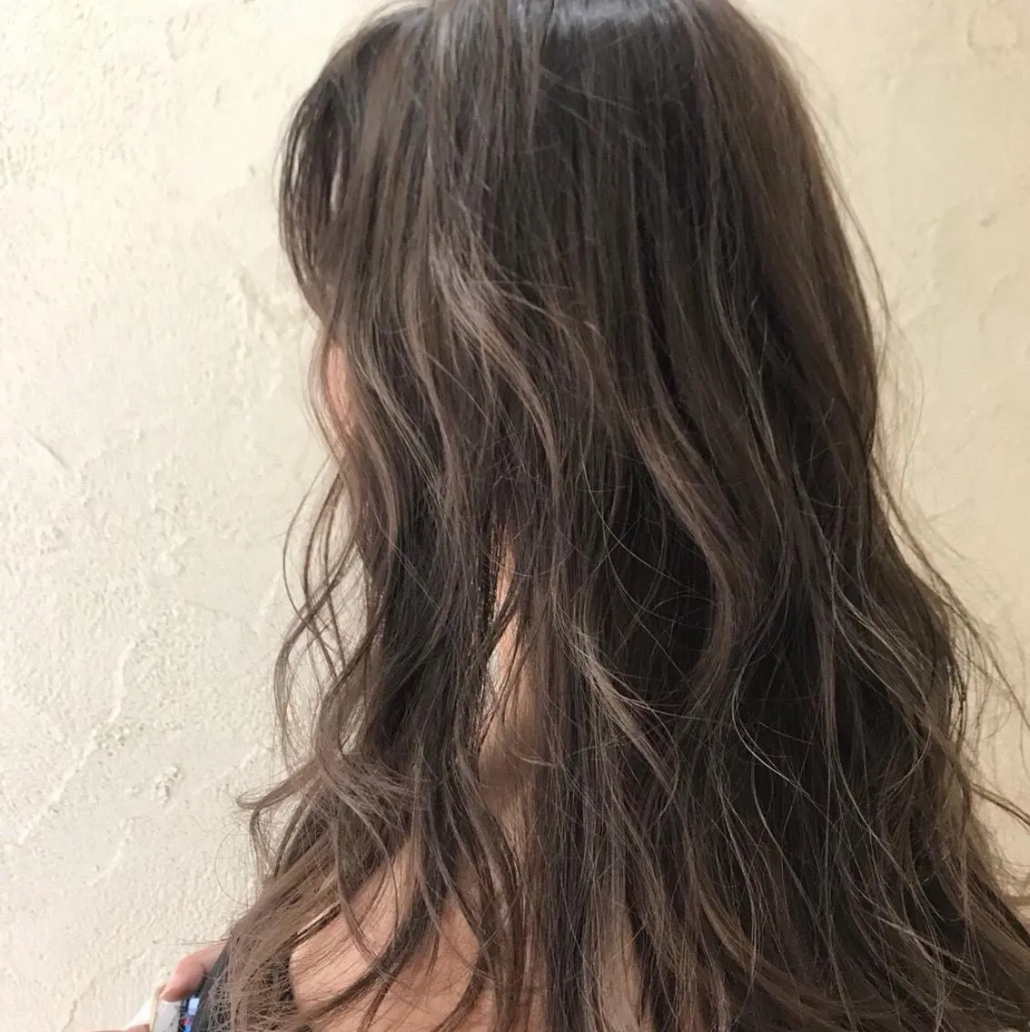 カラー シールエクステ/ ハイトーンカラーのヘアスタイル