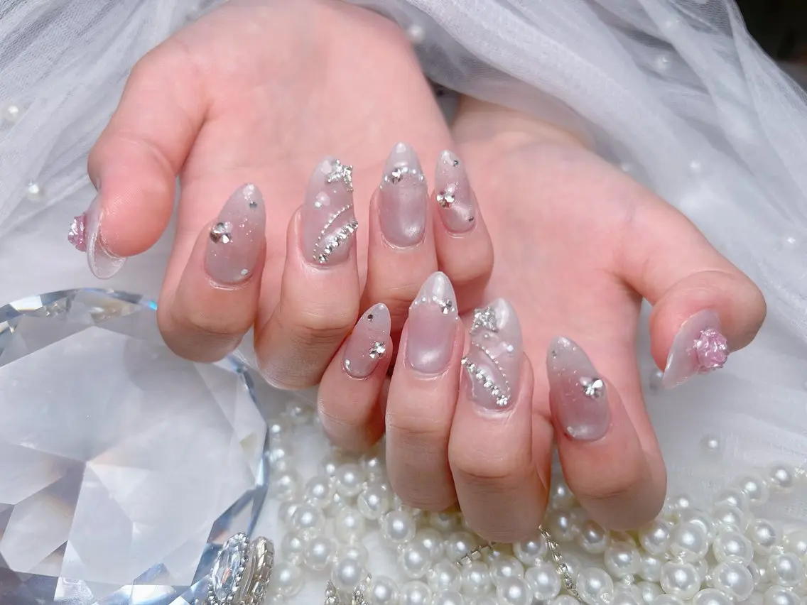 ネイル アートネイル オーロラネイル チークネイル 長さ出し フットネイル Miya _nailのネイルデザイン