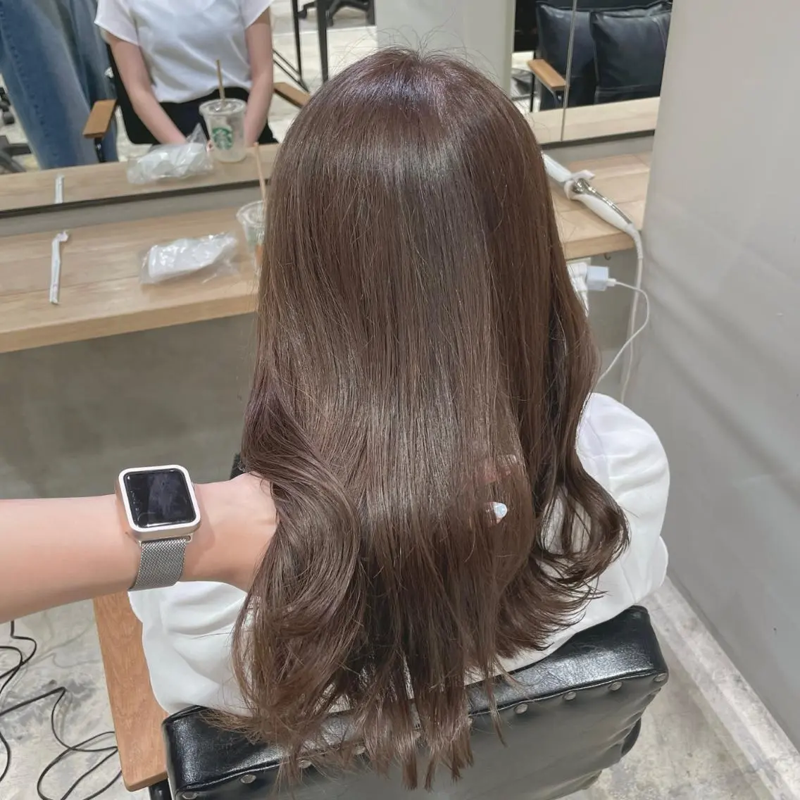 セミロング カラー モテヘア 韓国ヘアhikariのヘアスタイル