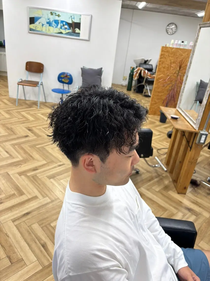 ショート パーマ ツイストスパイラルパーマ スパイラルパーマ 石橋 桃花のヘアスタイル