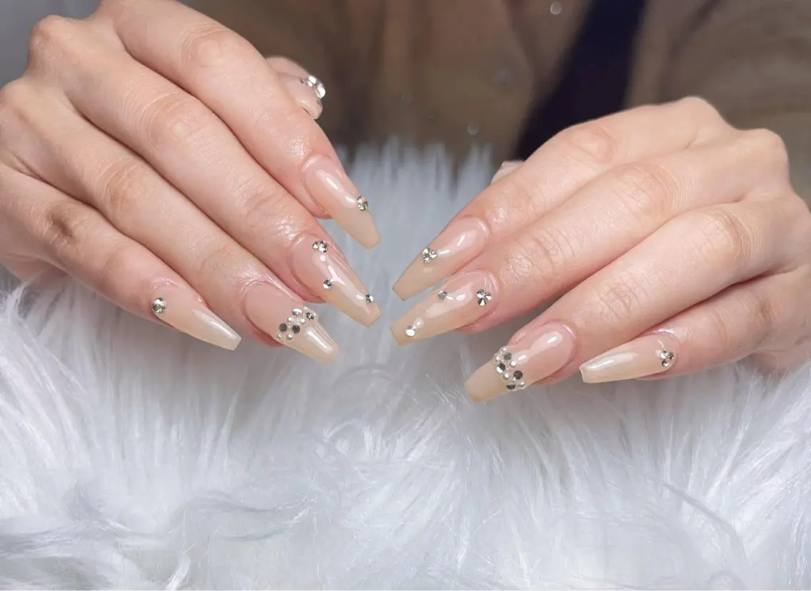 ネイル フレンチネイル ジェルネイル ガーリー 韓国ネイル ロングネイル ハンドネイル NieNail Nezukoのネイルデザイン