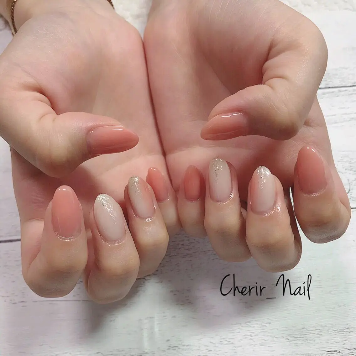 ネイル アートネイル ラメ(グリッター) ニュアンスネイル オフィスネイル ピンク Cherirnail kaoriのネイルデザイン
